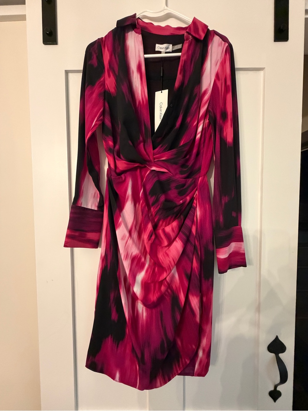 NWT Calvin Klein Magenta and Black Draped Twist-Front Long Sleeve Dress
